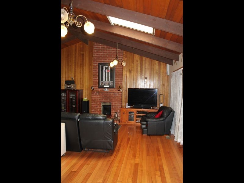 1 Roma Avenue, Healesville VIC 3777