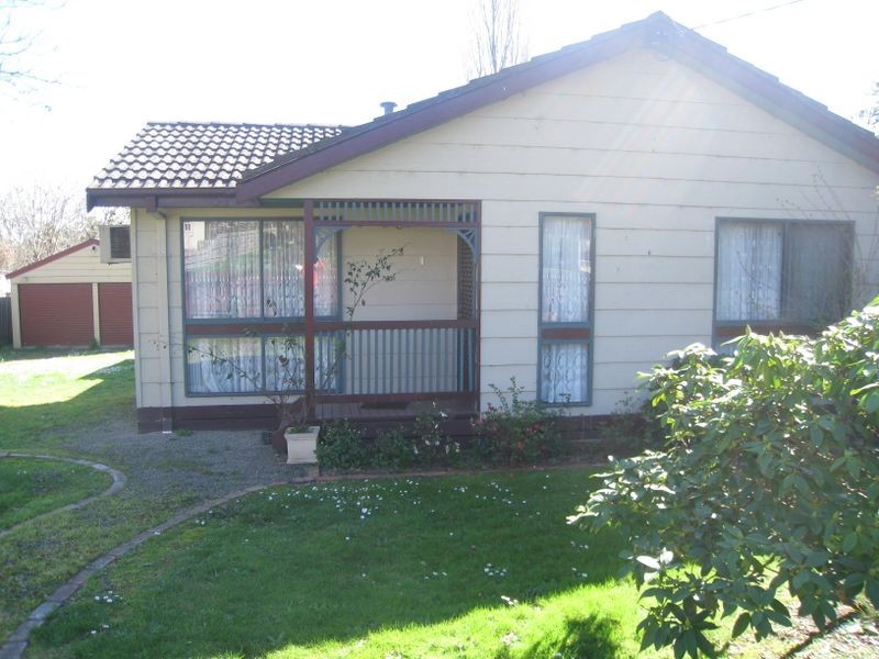 23 St Leonards Road, Healesville VIC 3777