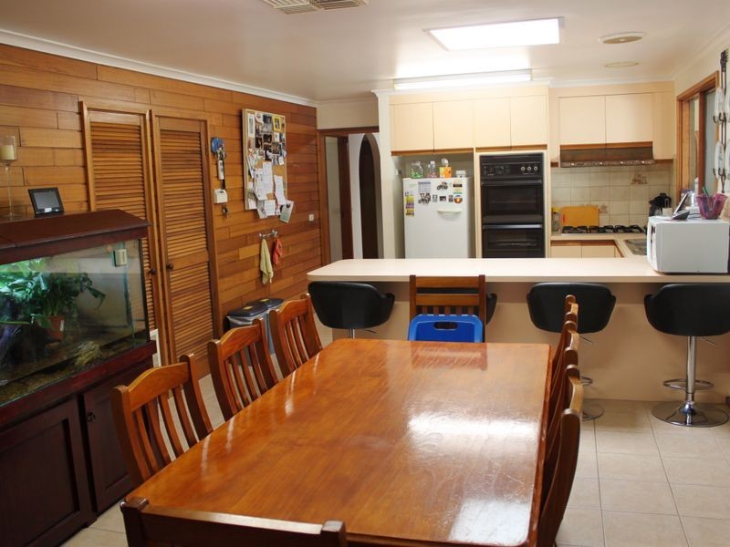1 Roma Avenue, Badger Creek VIC 3777