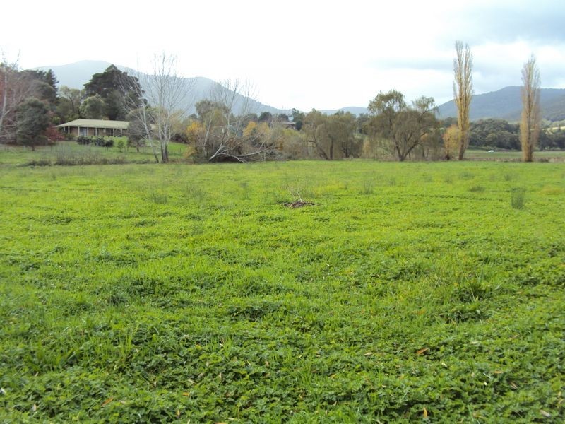 49 Badger Avenue, Badger Creek VIC 3777