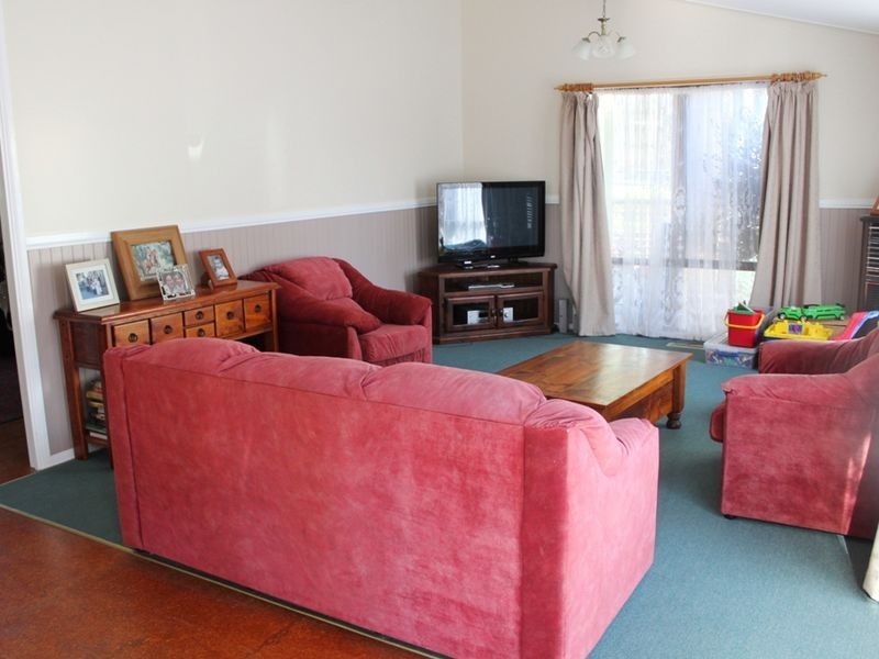 22 Roma Avenue, Healesville VIC 3777