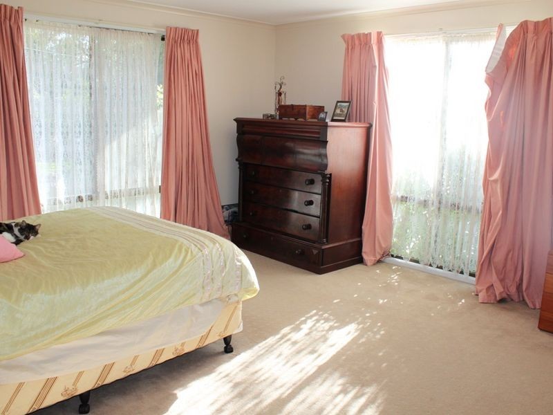 22 Roma Avenue, Healesville VIC 3777