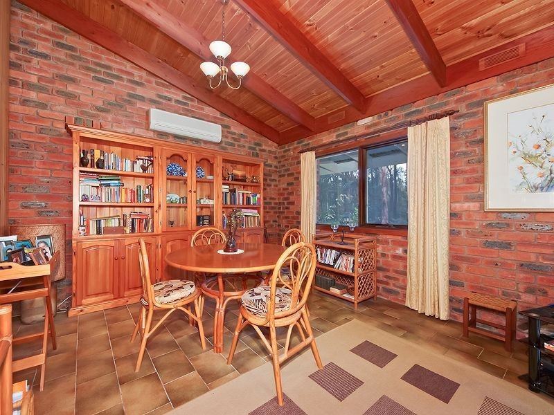 819 Chum Creek Road, Healesville VIC 3777