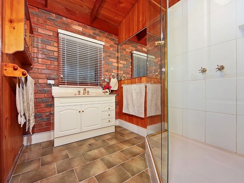 819 Chum Creek Road, Healesville VIC 3777