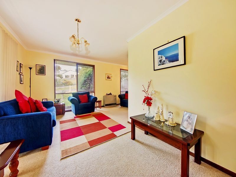 6 Currawong Road, Healesville VIC 3777