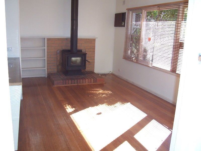 61 Newgrove Road, Healesville VIC 3777