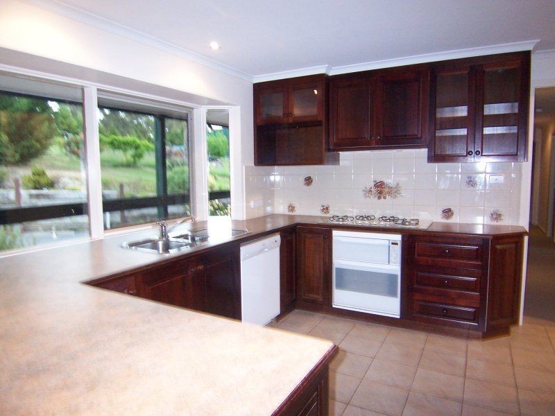 87 Chalet Road, Healesville VIC 3777