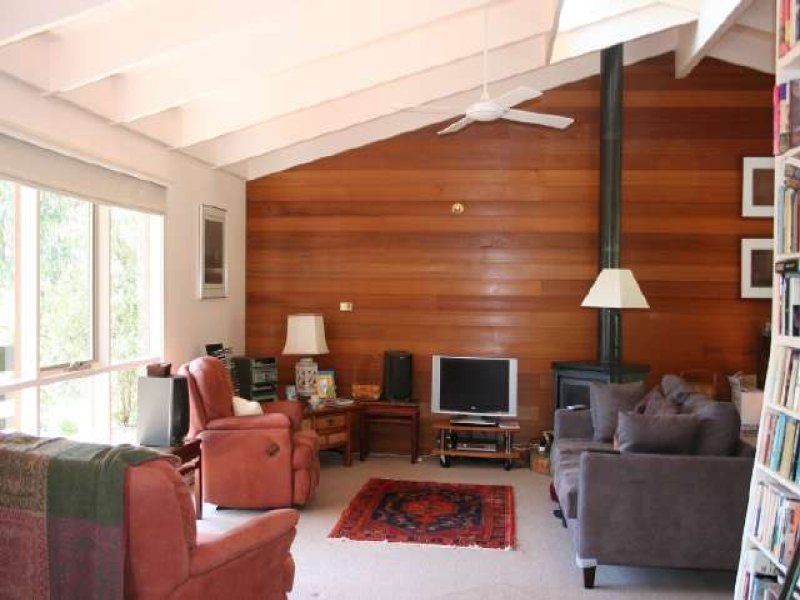 87 Chalet Road, Healesville VIC 3777