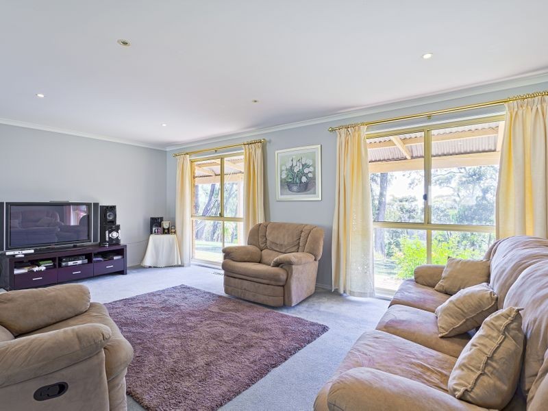 8-10 Juliet Avenue, Healesville VIC 3777