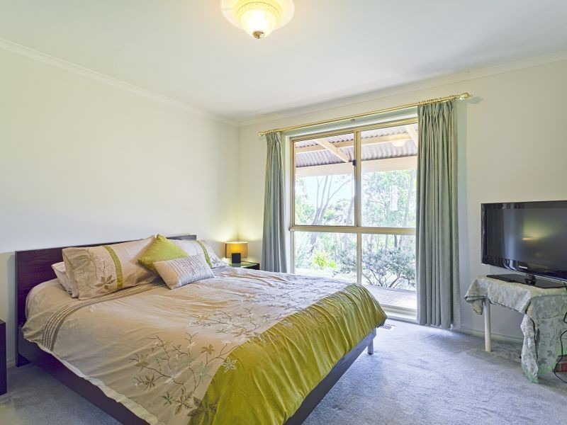 8-10 Juliet Avenue, Healesville VIC 3777