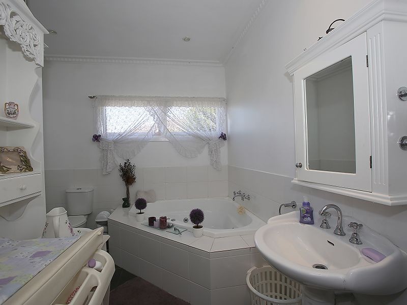 26 Westmount Road, Healesville VIC 3777