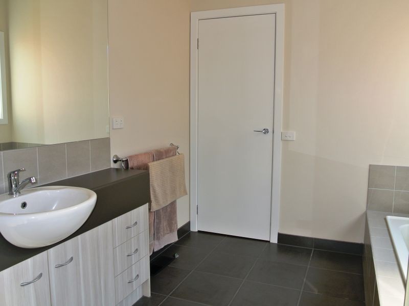 9/5A McGrettons Road, Healesville VIC 3777