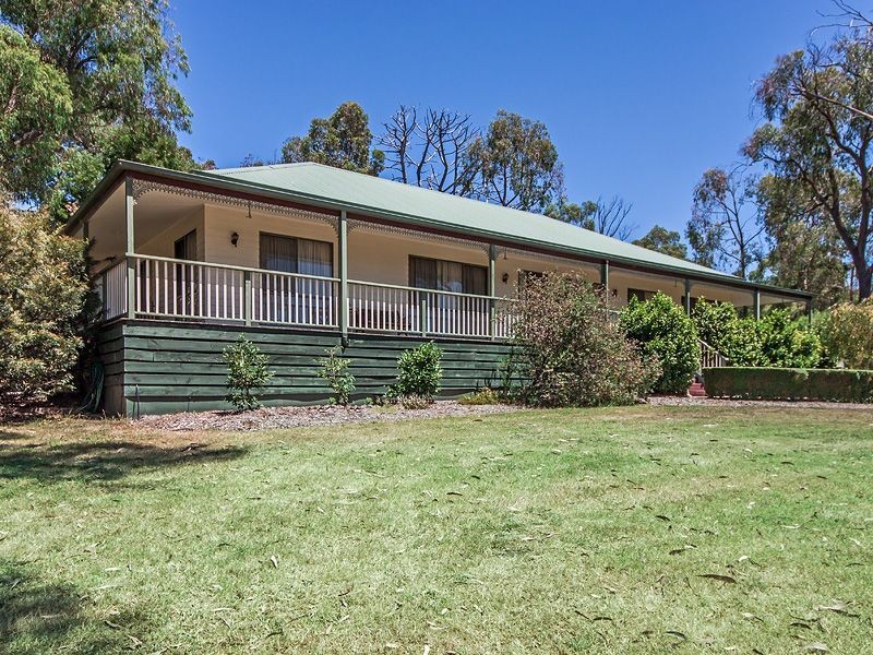 10-11 Parkhaven Court, Healesville VIC 3777