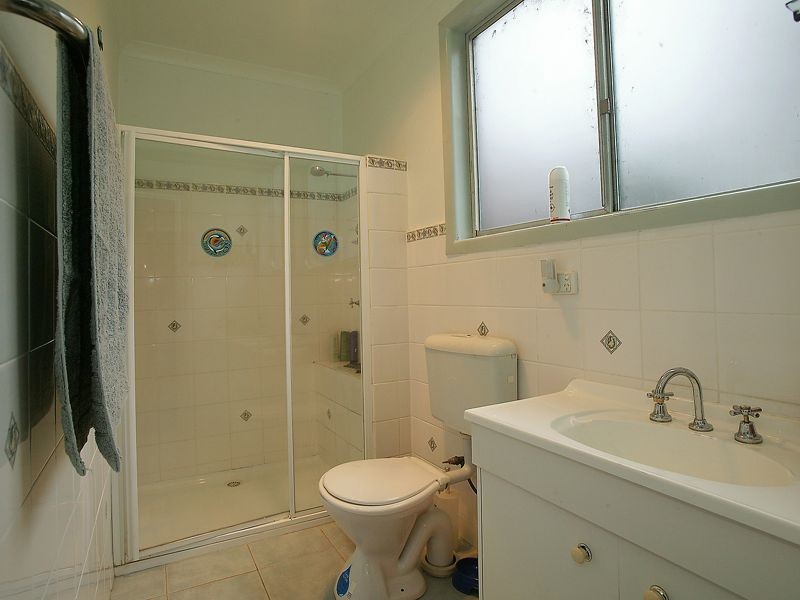 18 Curzon Avenue, Healesville VIC 3777