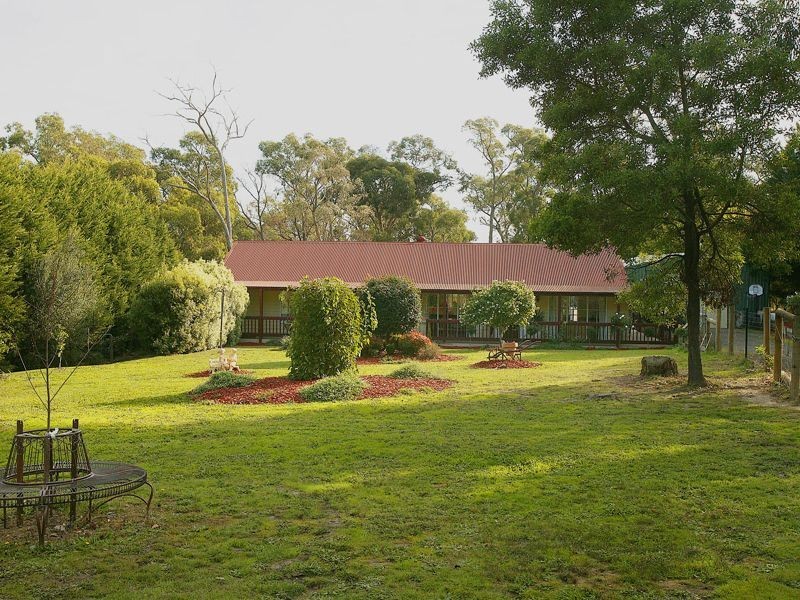 13 Juliet Avenue, Healesville VIC 3777