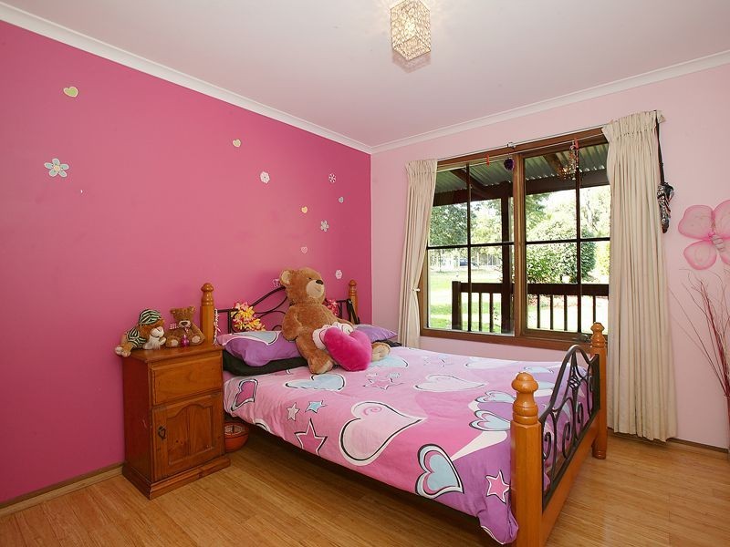 13 Juliet Avenue, Healesville VIC 3777