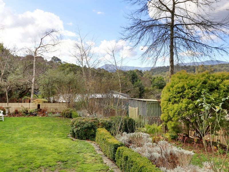 17 Eleva Road, Healesville VIC 3777