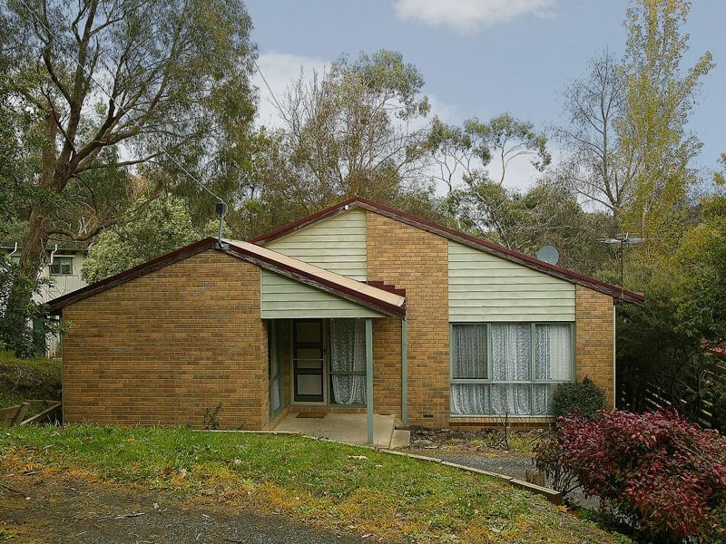 16 Benton Road, Healesville VIC 3777