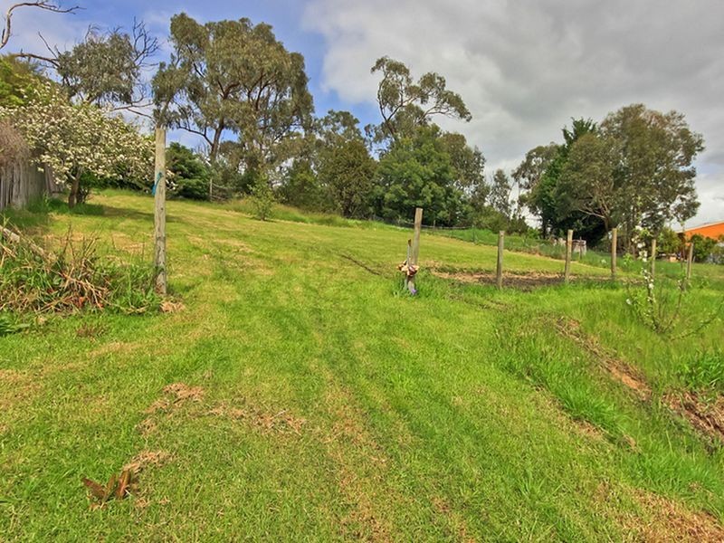 26 Lalors Road, Healesville VIC 3777