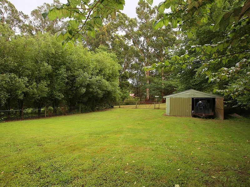 25 Farnham Road, Healesville VIC 3777