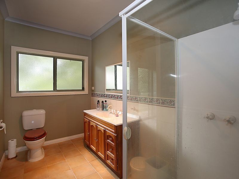 25 Farnham Road, Healesville VIC 3777