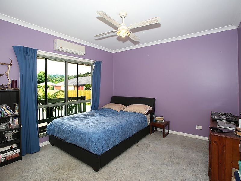 25 Farnham Road, Healesville VIC 3777