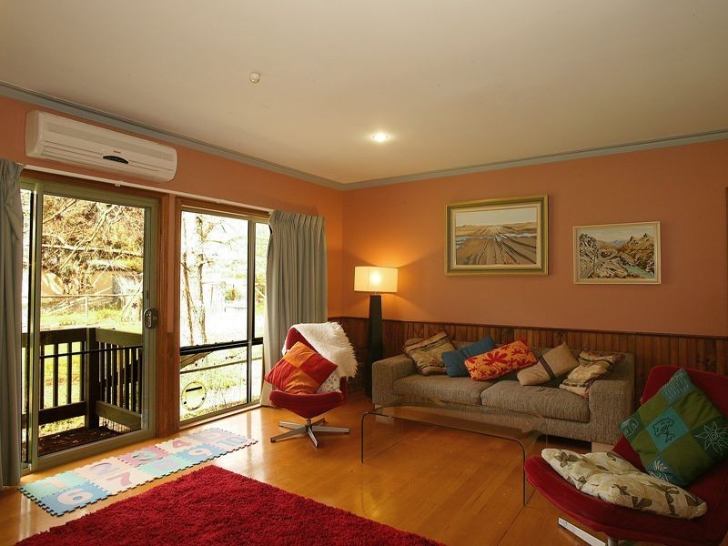 25 Farnham Road, Healesville VIC 3777