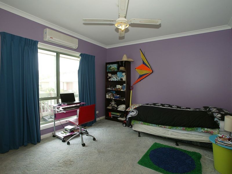 25 Farnham Road, Healesville VIC 3777