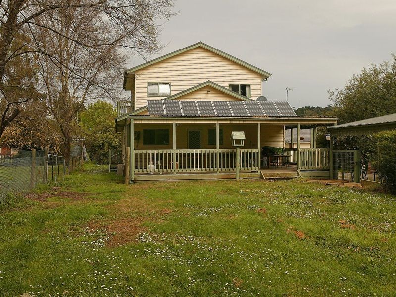 25 Farnham Road, Healesville VIC 3777