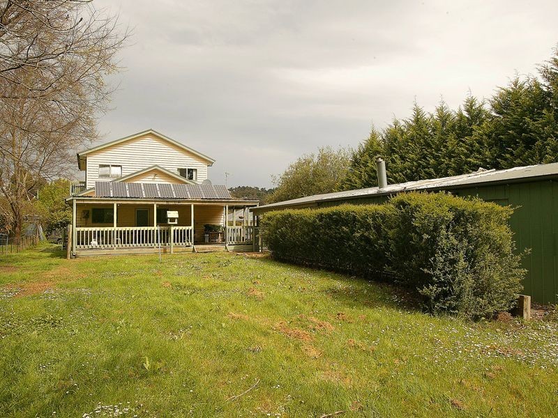 25 Farnham Road, Healesville VIC 3777