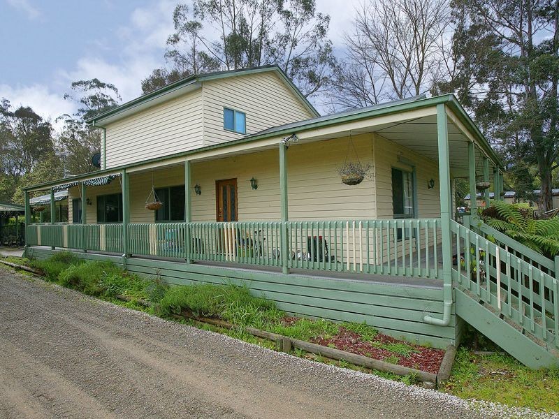 25 Farnham Road, Healesville VIC 3777