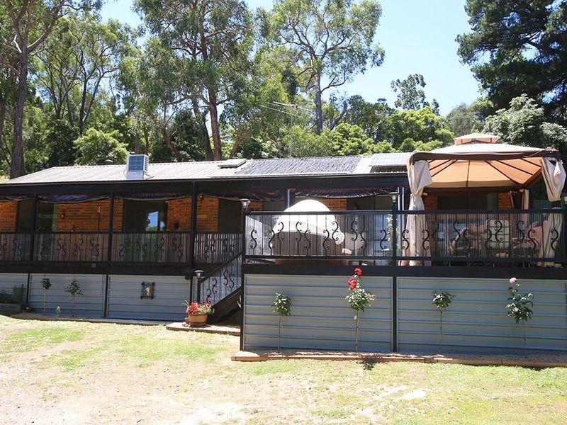 6 Lalors Lane, Healesville VIC 3777