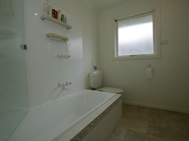 11 Fauna Avenue, Healesville VIC 3777