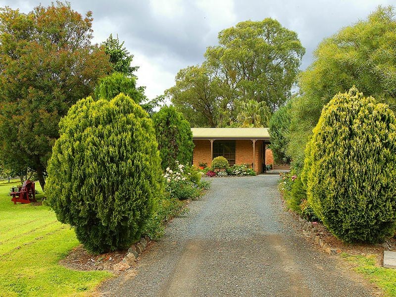 180 Mt Riddell Road, Healesville VIC 3777
