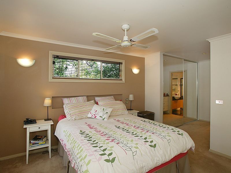 23 Allsops Road, Launching Place VIC 3139