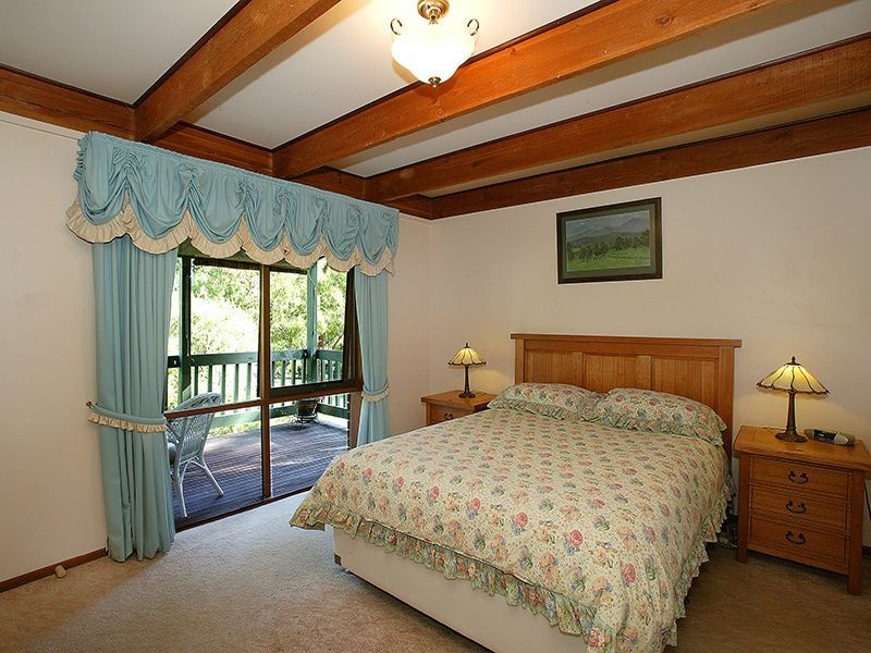 10 Merrans Road, Healesville VIC 3777