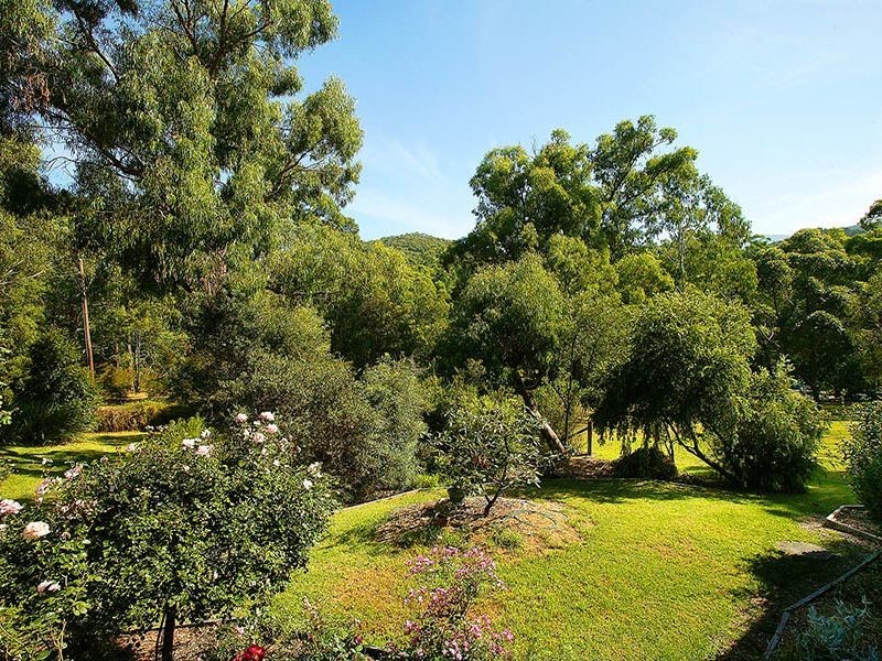 10 Merrans Road, Healesville VIC 3777