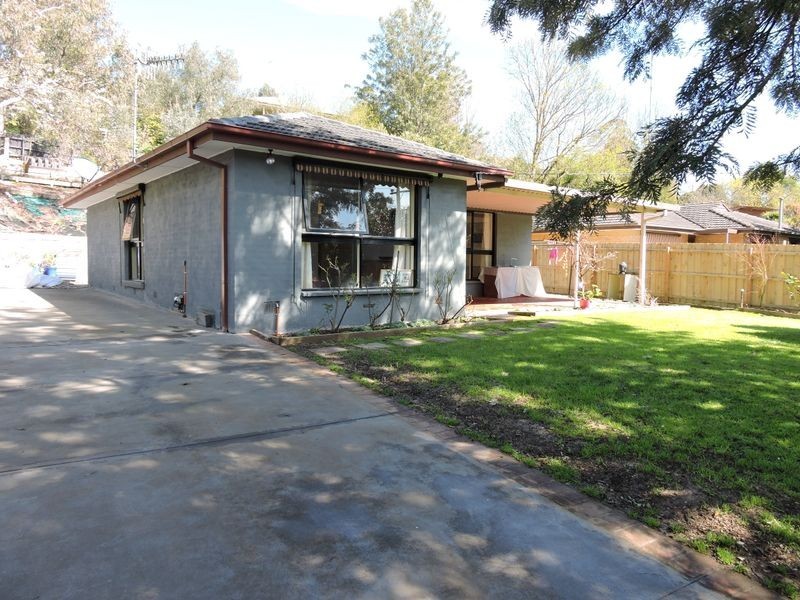 14 Badger Creek Road, Healesville VIC 3777