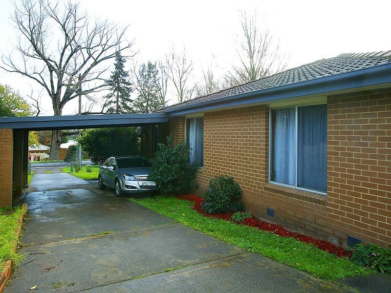 12 Blannin Street, Healesville VIC 3777