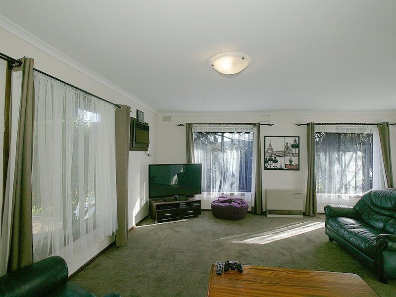 12 Blannin Street, Healesville VIC 3777