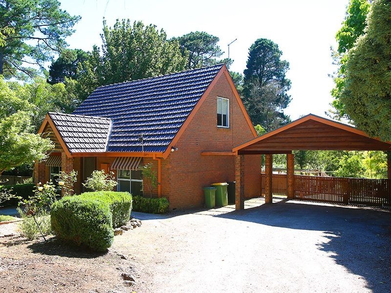 10 Barkers Road, Healesville VIC 3777