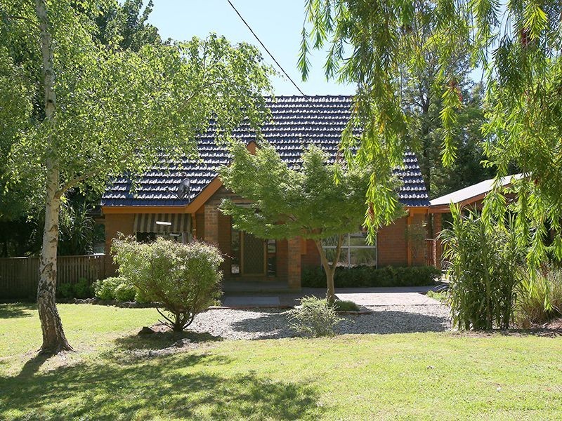 10 Barkers Road, Healesville VIC 3777