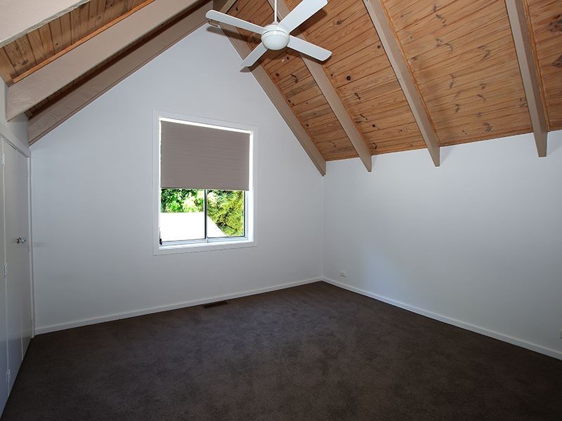 10 Barkers Road, Healesville VIC 3777