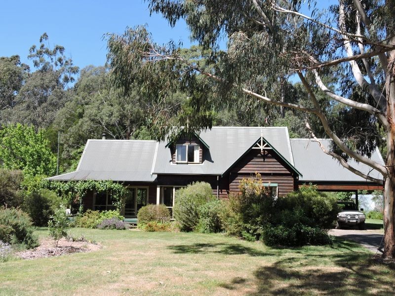 16 Mareeba Avenue, Buxton VIC 3711