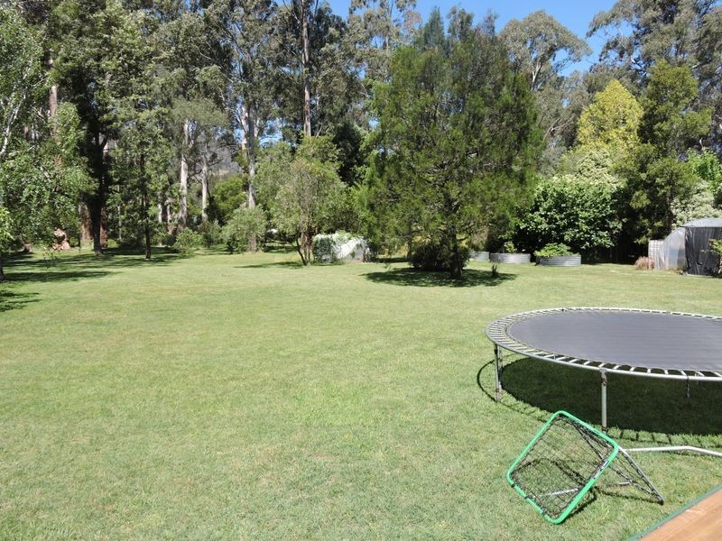 16 Mareeba Avenue, Buxton VIC 3711