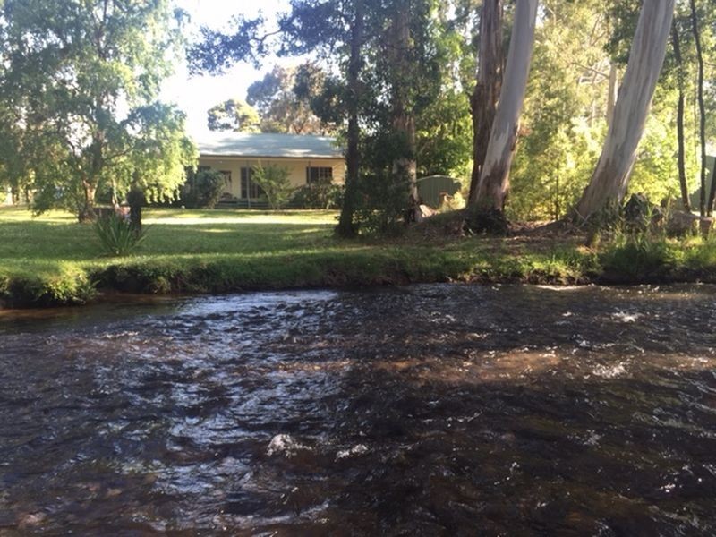 4 Steavenson Road, Buxton VIC 3711