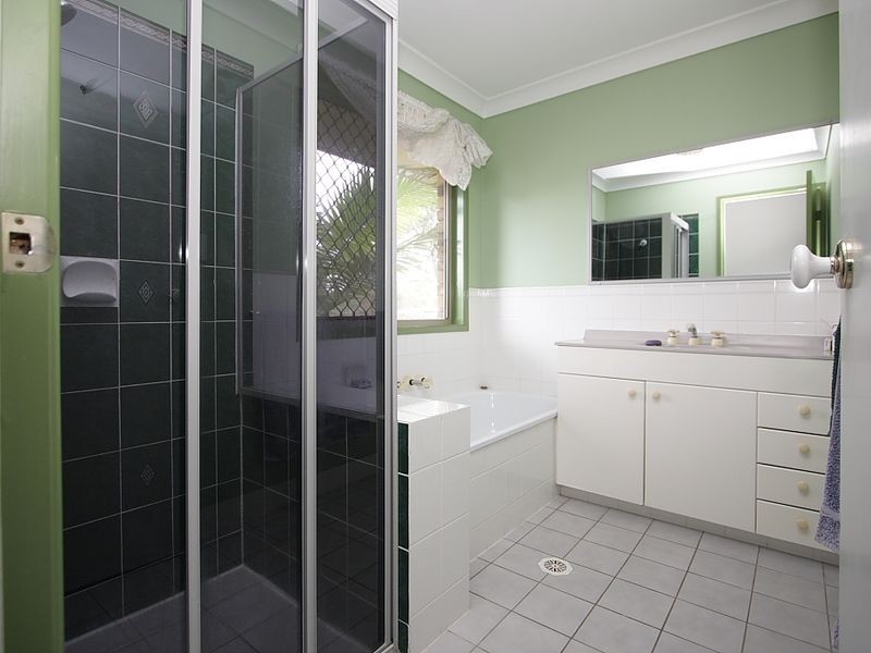 77 Short Street, Boronia Heights QLD 4124