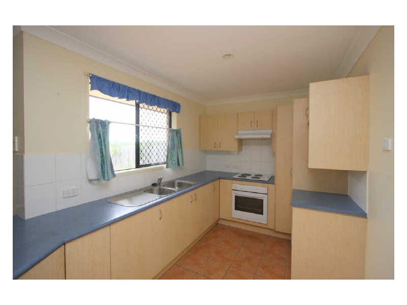 4 Pimelia Court, Regents Park QLD 4118