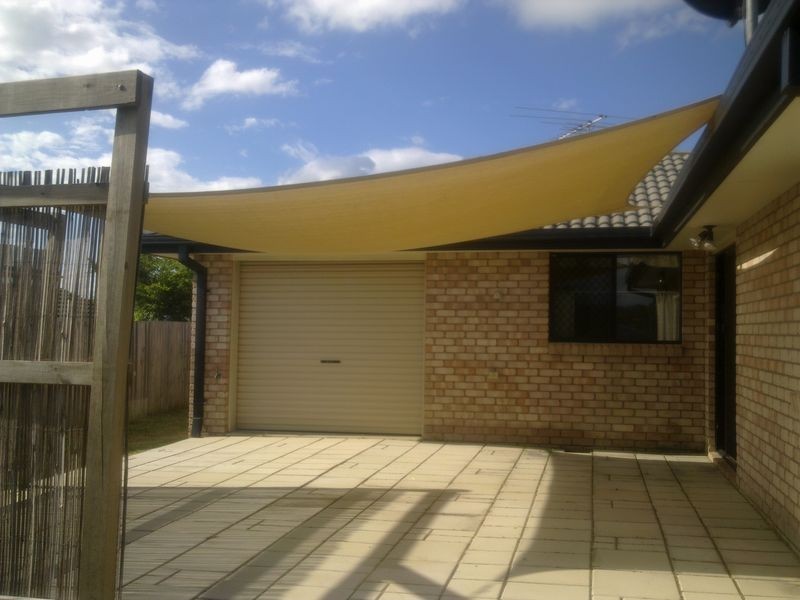 4 Pimelia Court, Regents Park QLD 4118