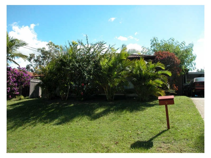 9 Ponderosa Street, Hillcrest QLD 4118